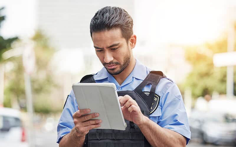 police with ipad